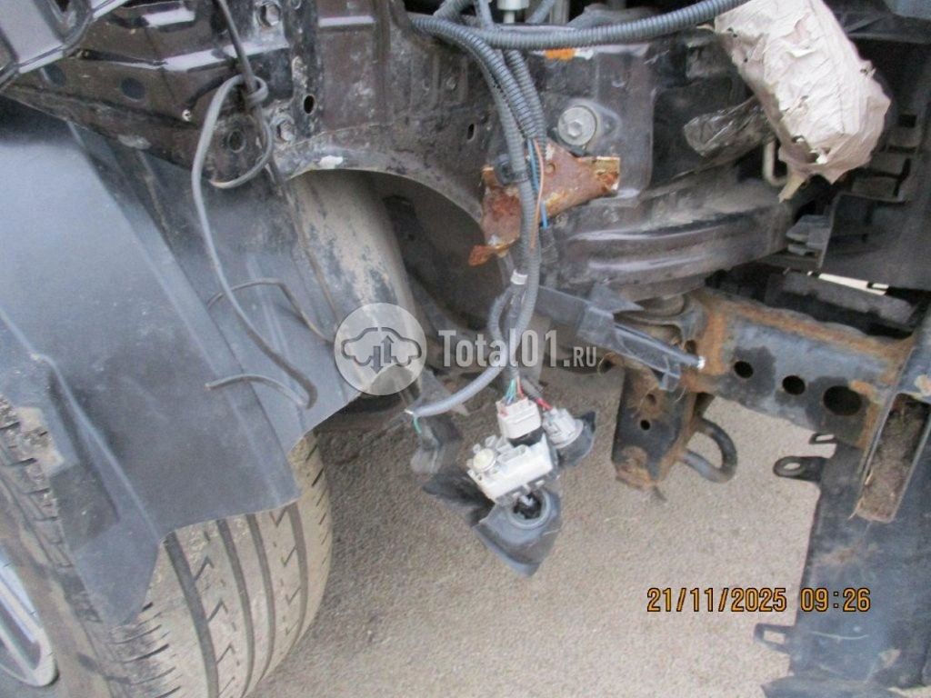 Фото Toyota Fortuner 380