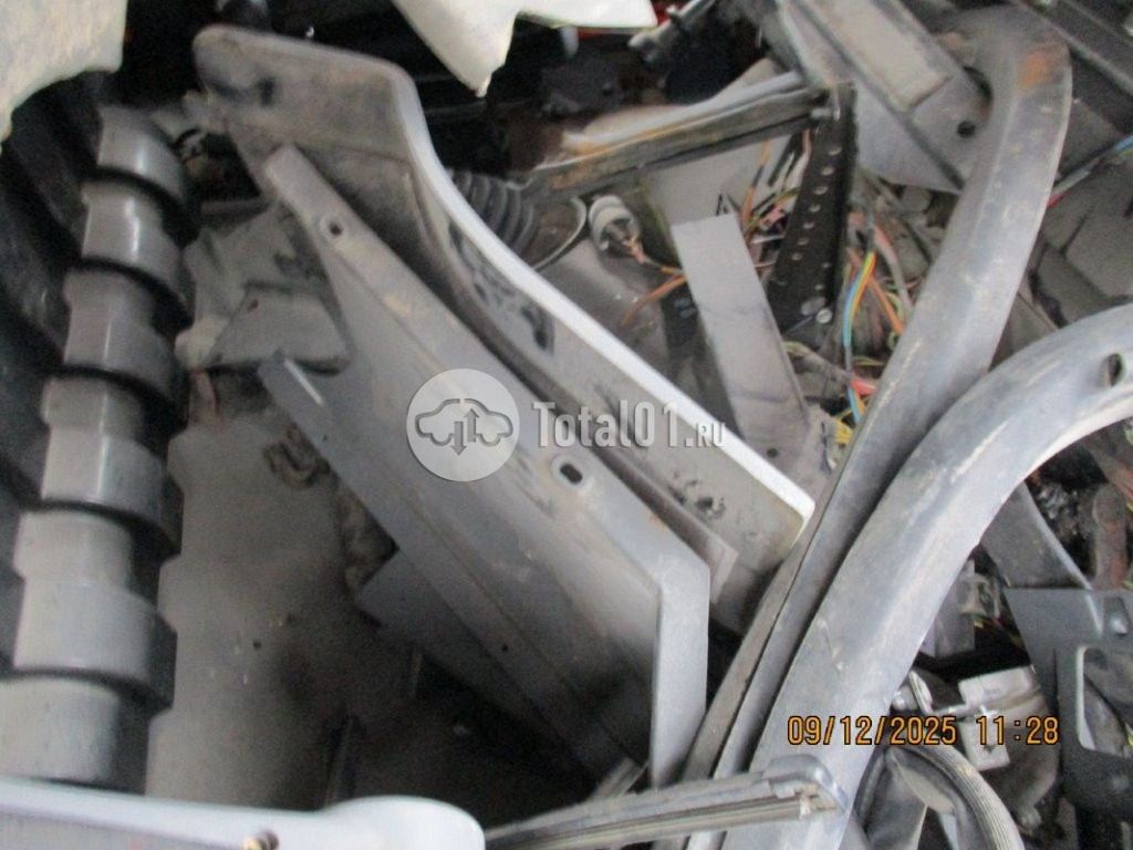 Фото МАЗ 650128 8520-000 104