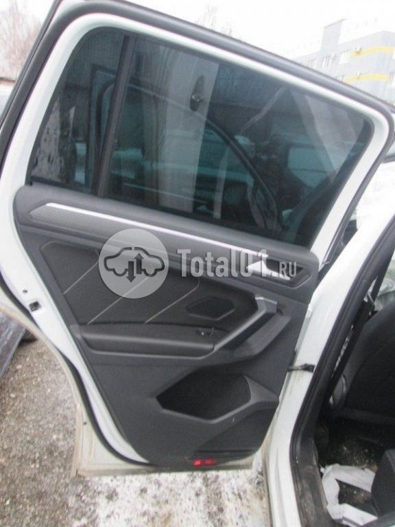 Фото Volkswagen Tiguan 48