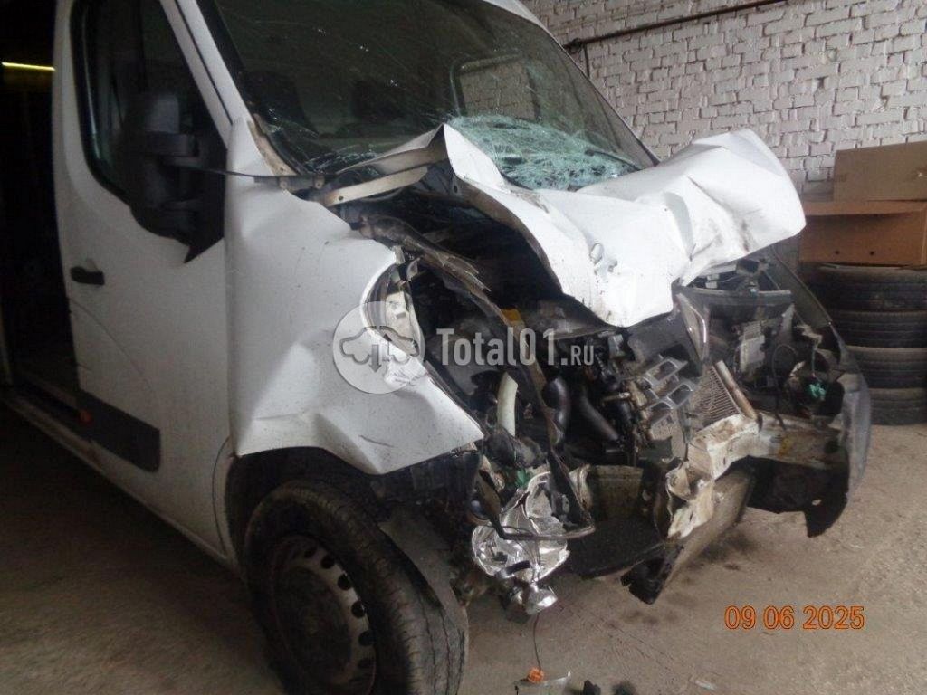 Фото Renault Master 76