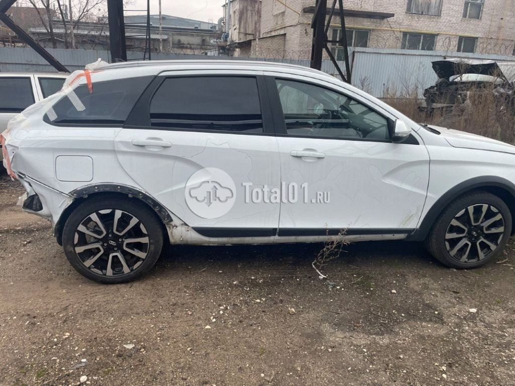 Фото ВАЗ (LADA) Vesta 10