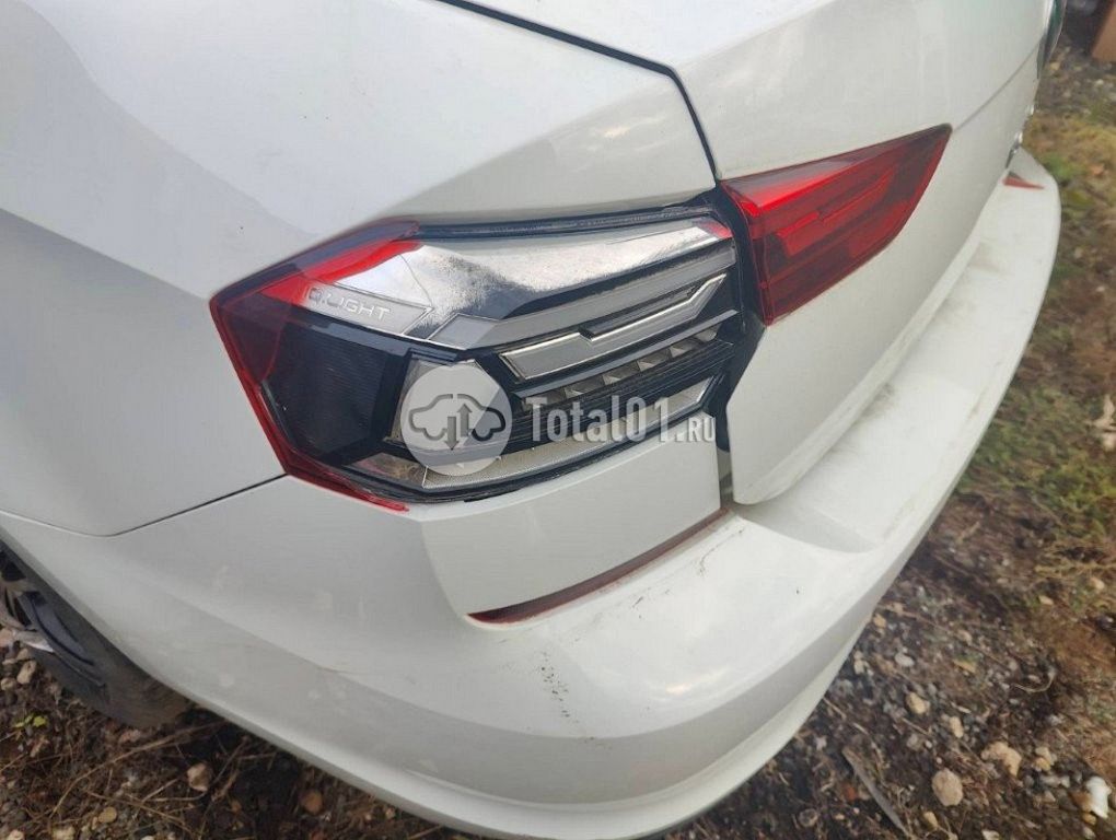 Фото Volkswagen Polo 12