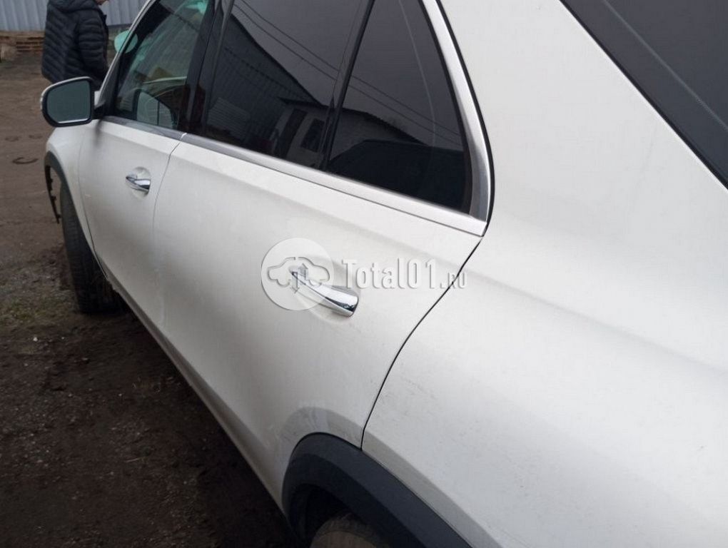 Фото Mercedes-Benz GLE-класс 140