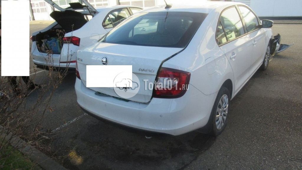 Фото Skoda Rapid 12