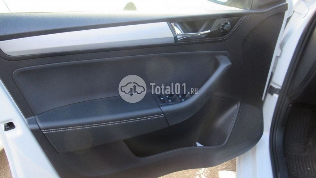 Фото Skoda Rapid 40