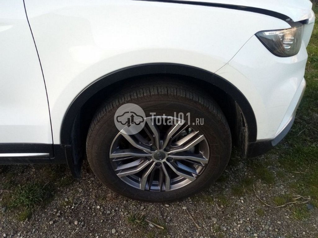 Фото Geely Atlas Pro 18