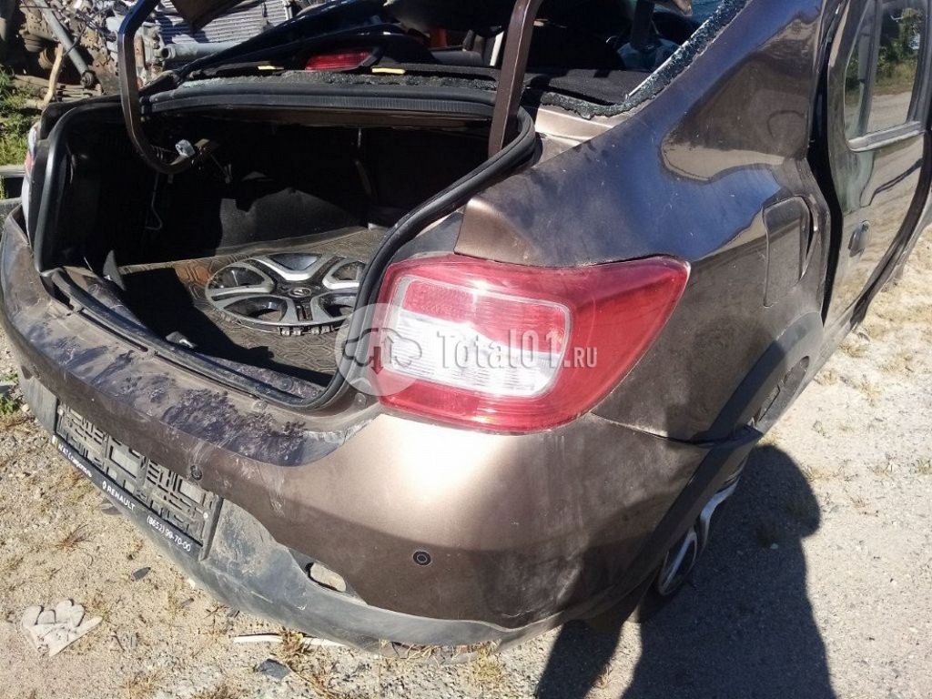 Фото Renault Logan 88