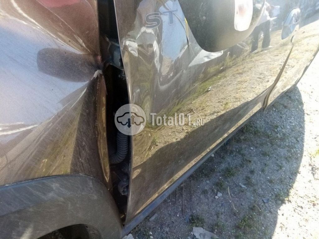 Фото Renault Logan 200