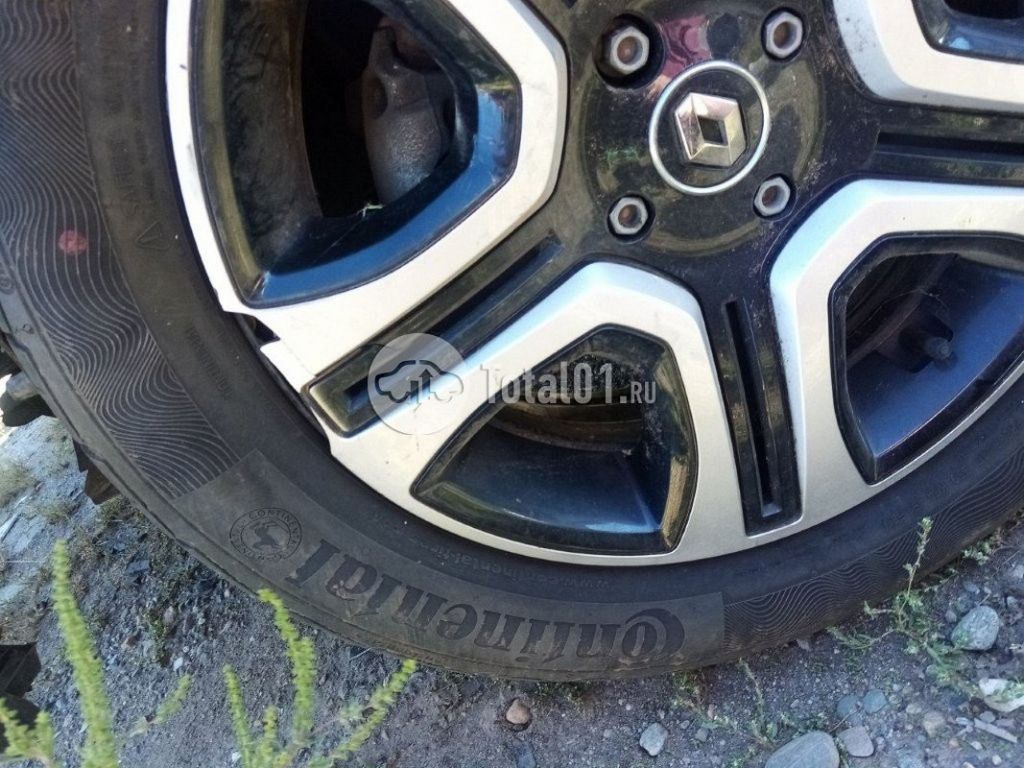 Фото Renault Logan 216