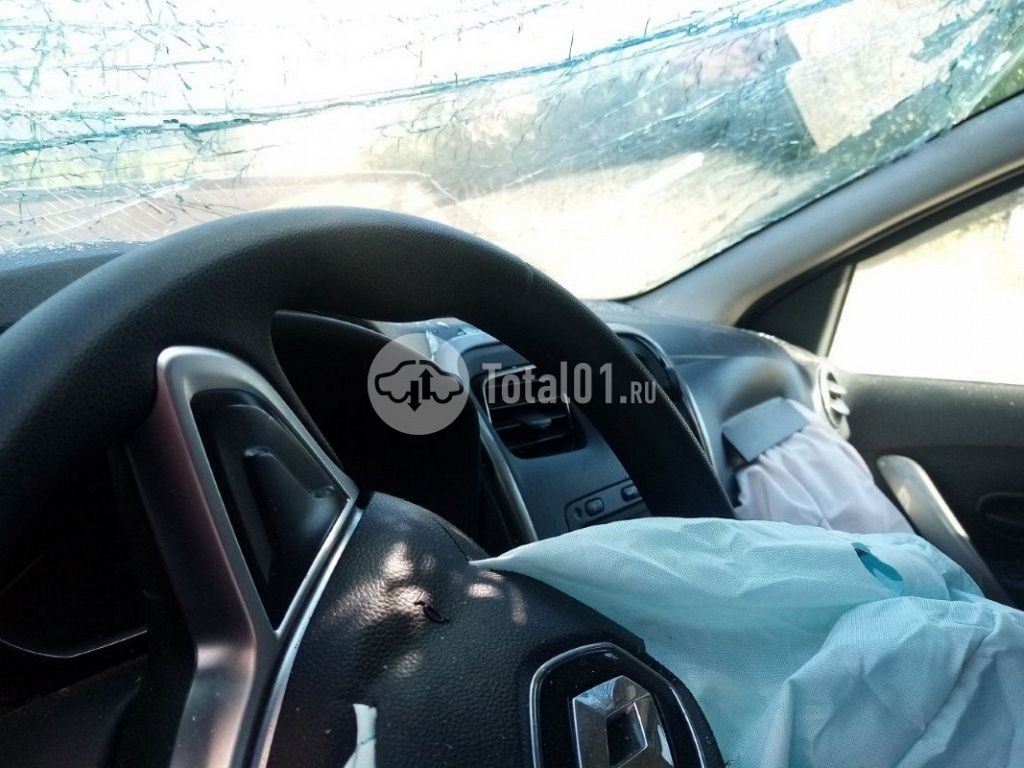 Фото Renault Logan 226