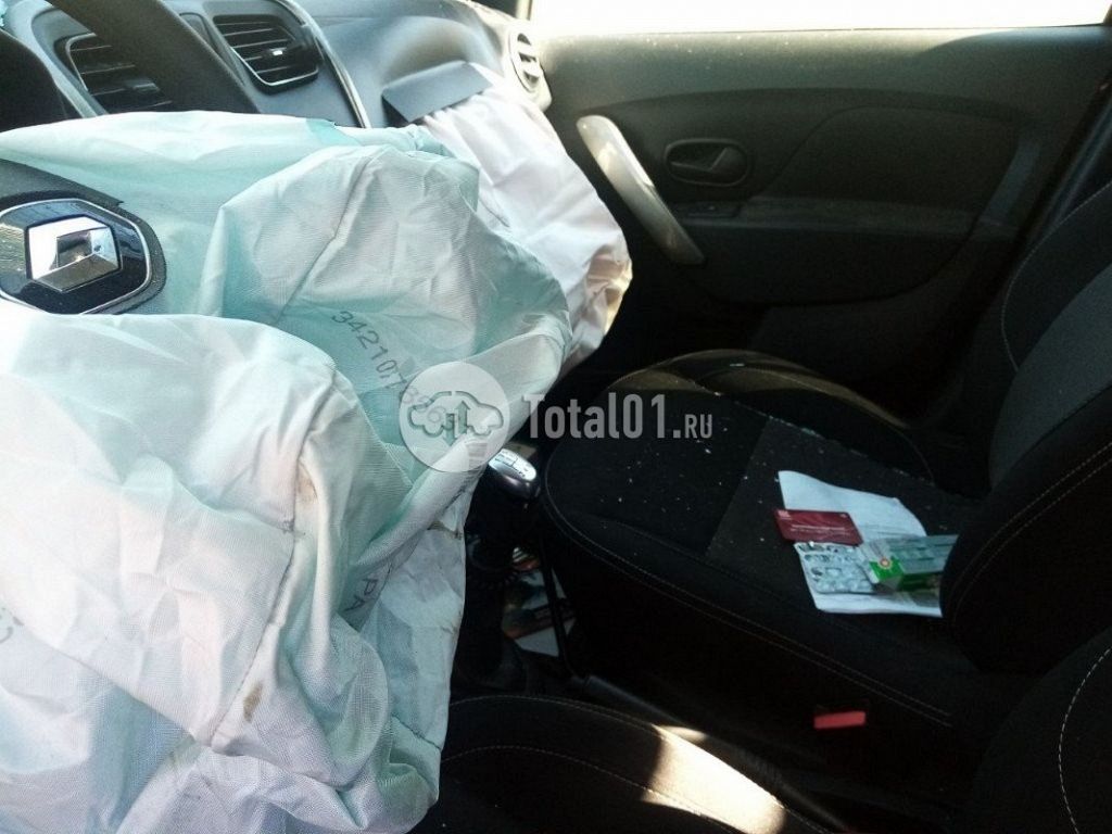 Фото Renault Logan 228