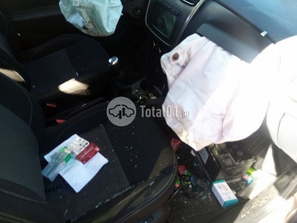 Фото Renault Logan 234