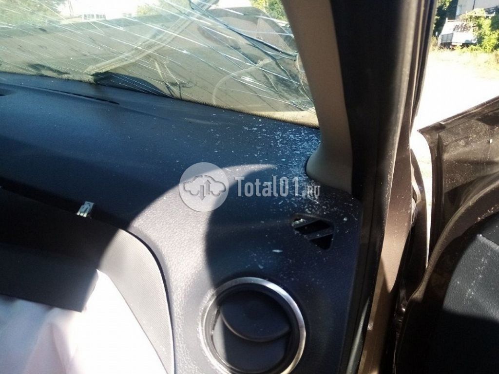 Фото Renault Logan 246