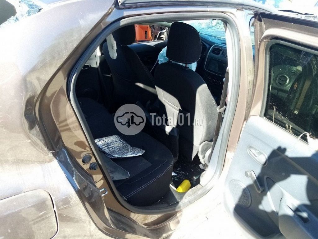 Фото Renault Logan 264