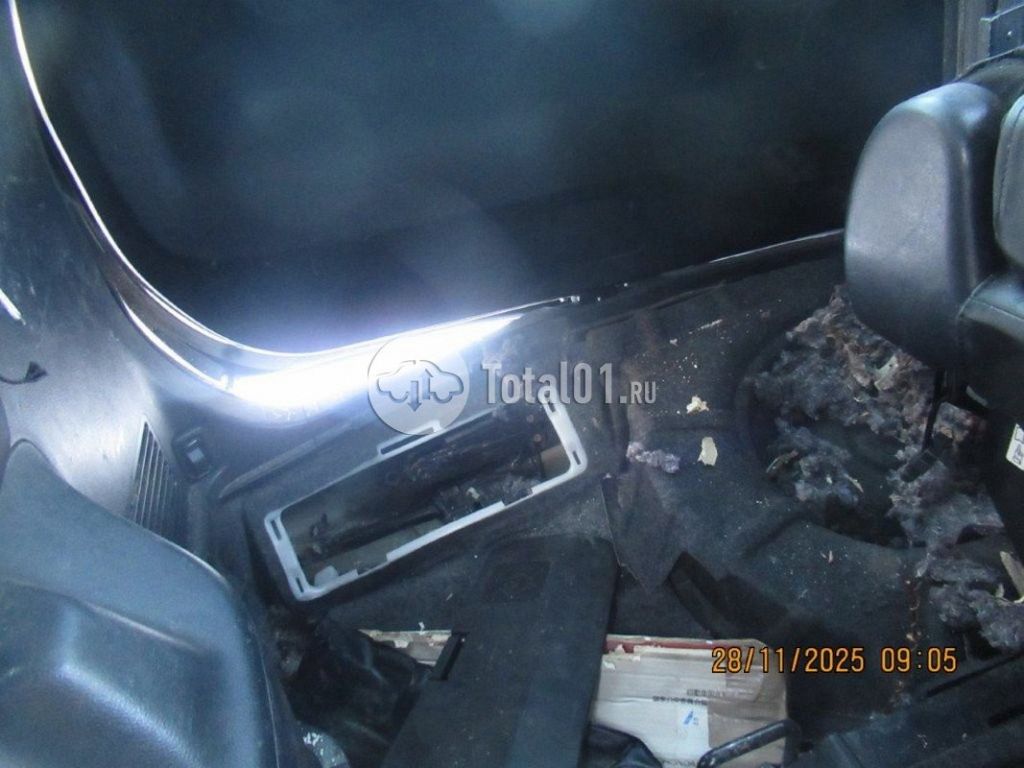 Фото Toyota Voxy 72