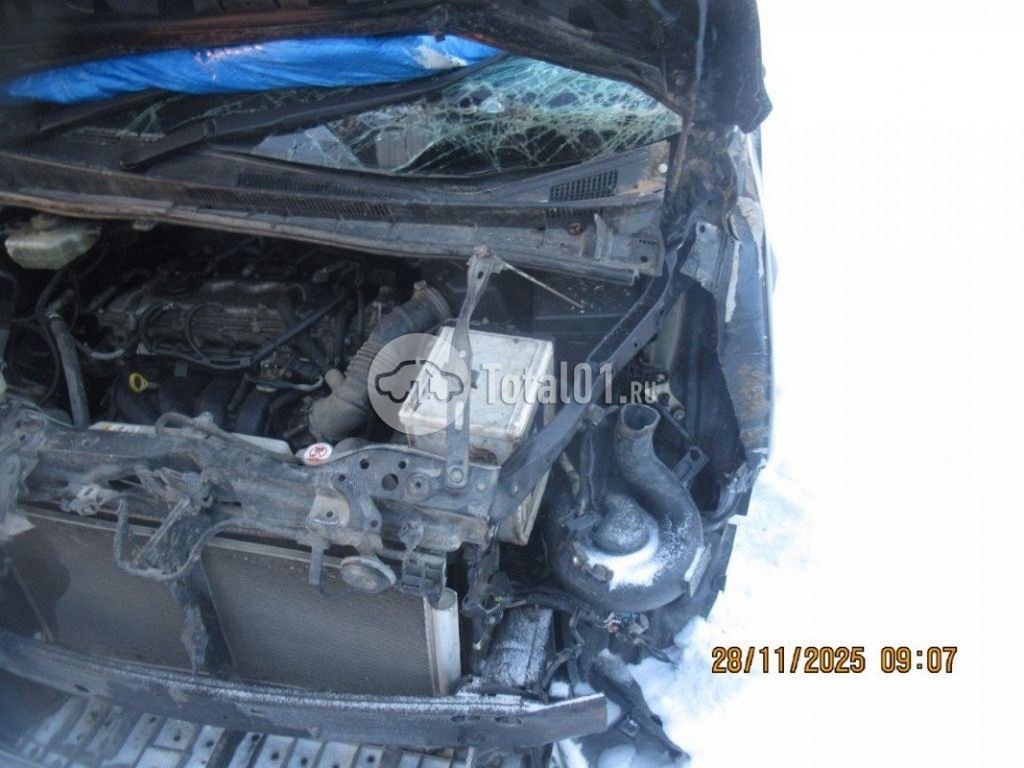 Фото Toyota Voxy 82