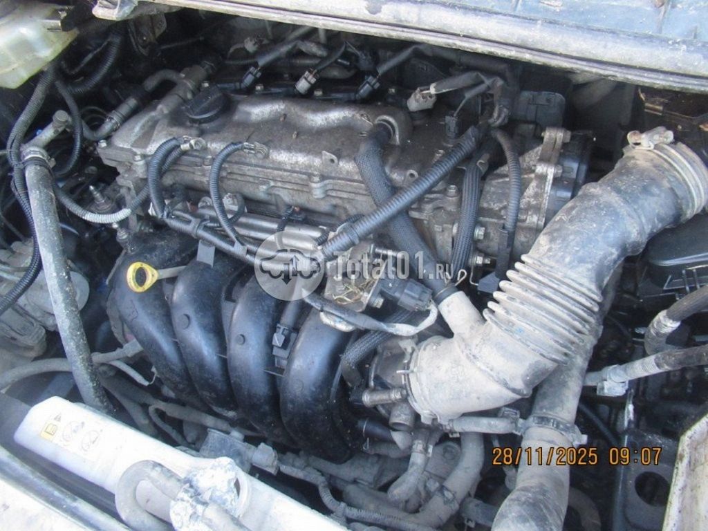 Фото Toyota Voxy 84