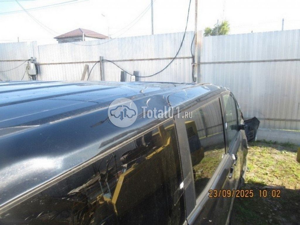 Фото Toyota Voxy 92