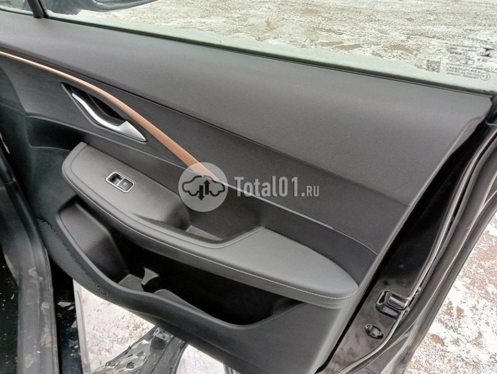 Фото OMODA C5 32