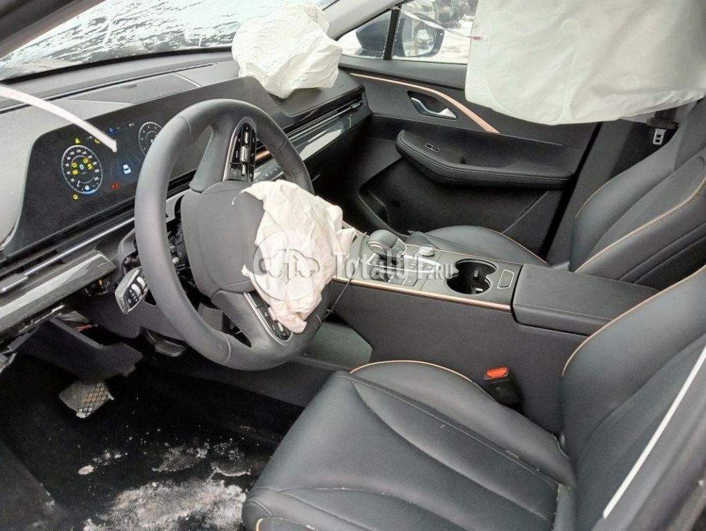 Фото OMODA C5 34