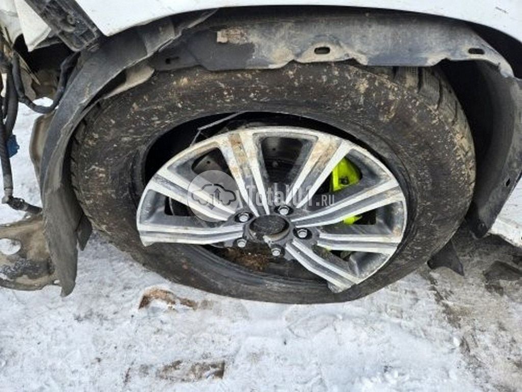 Фото Lexus LX 34