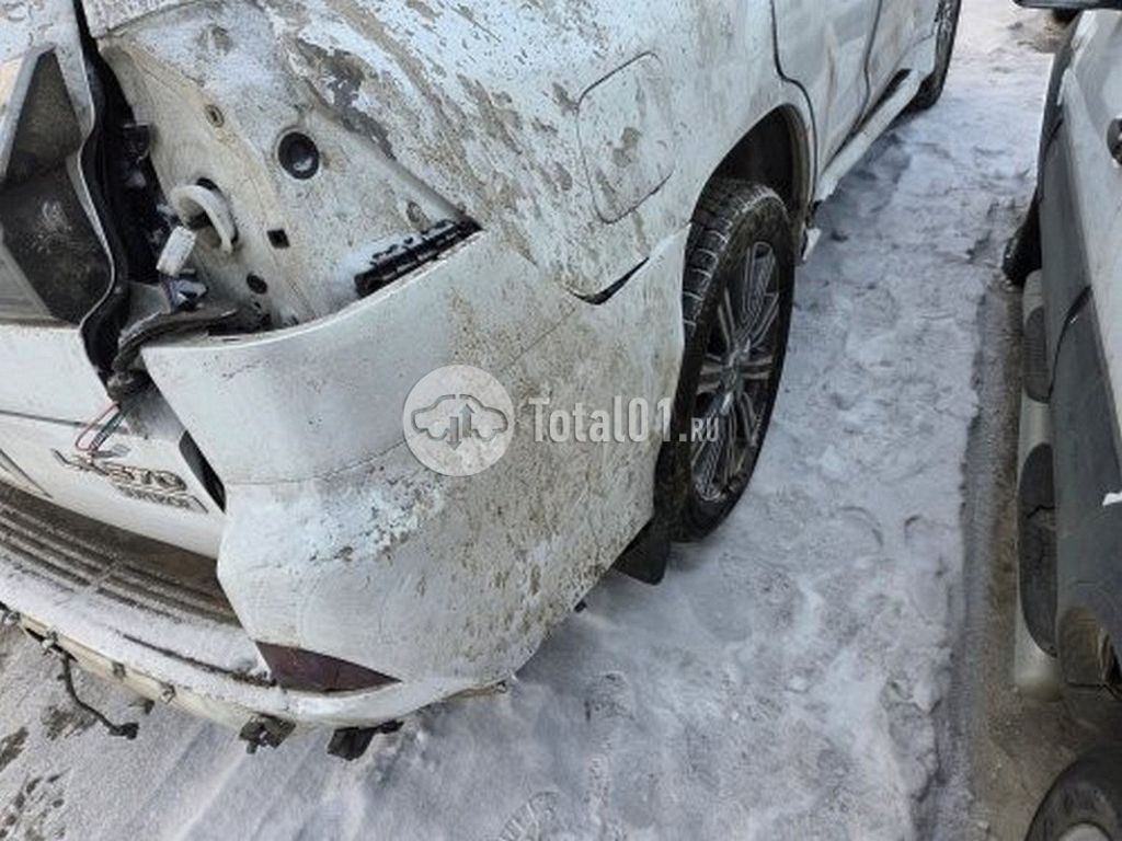 Фото Lexus LX 134