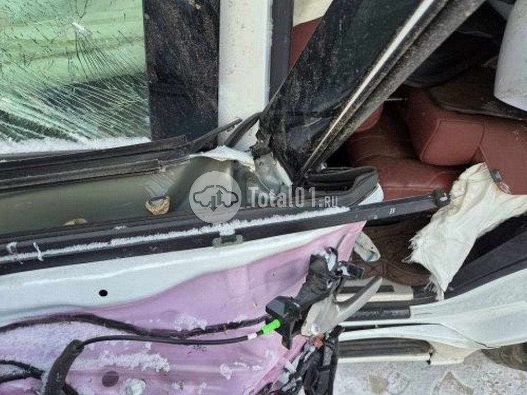 Фото Lexus LX 142