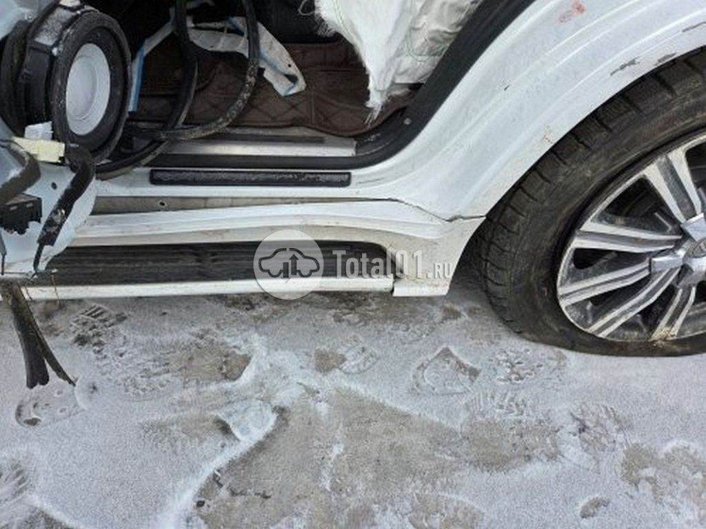 Фото Lexus LX 152