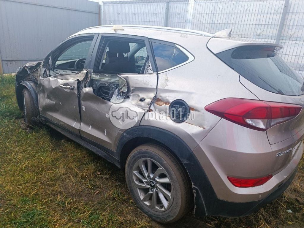 Фото Hyundai Tucson 4