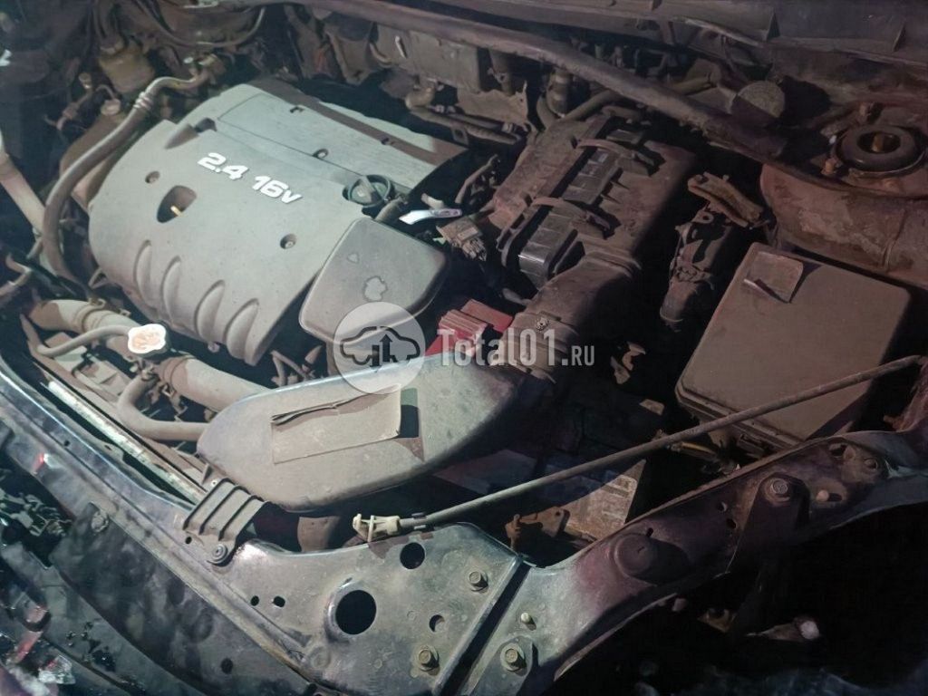 Фото Peugeot 4007 40