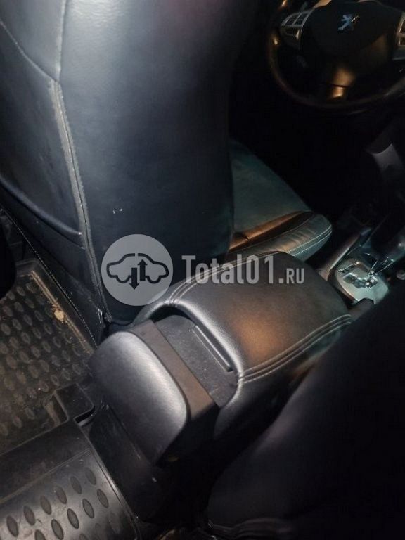 Фото Peugeot 4007 88