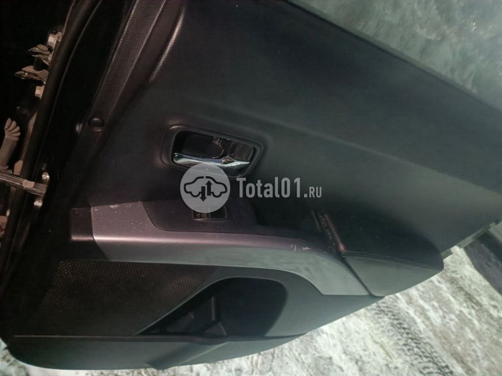 Фото Peugeot 4007 130