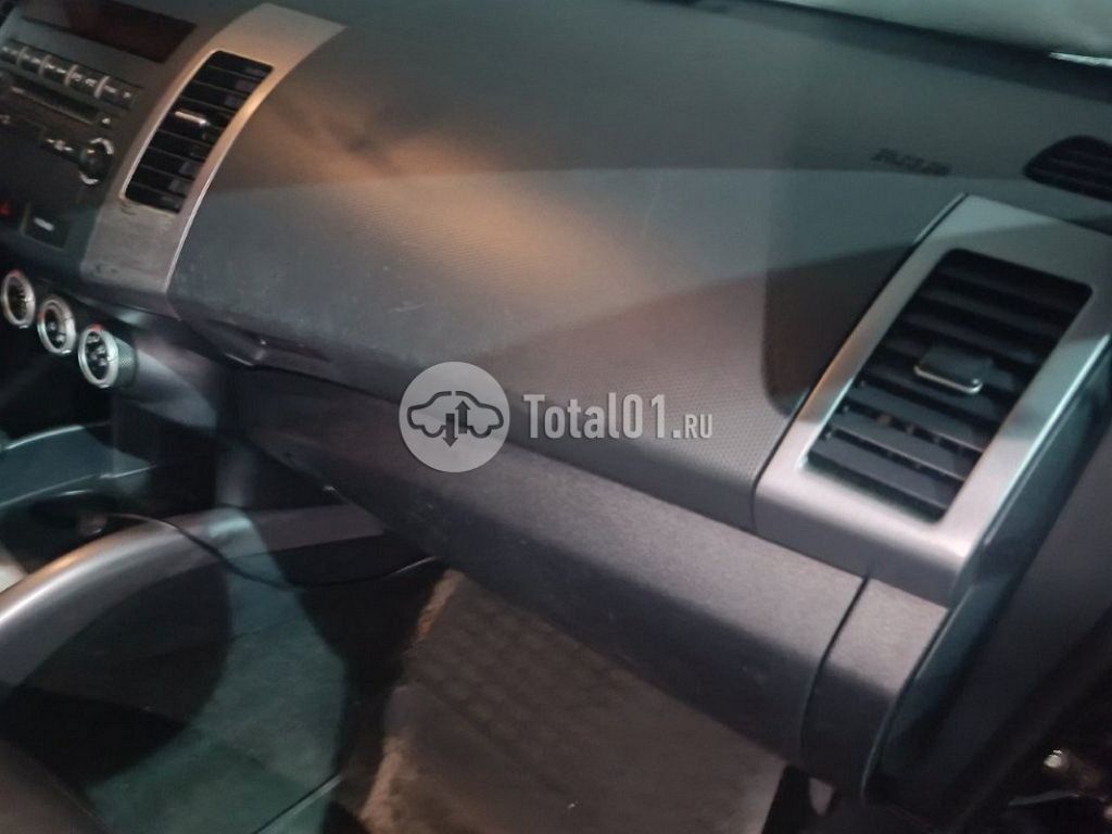 Фото Peugeot 4007 140