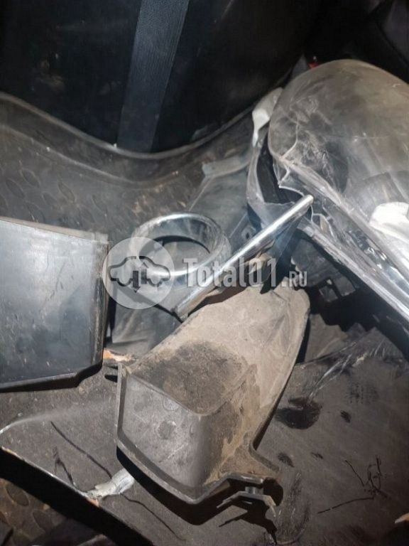 Фото Peugeot 4007 174