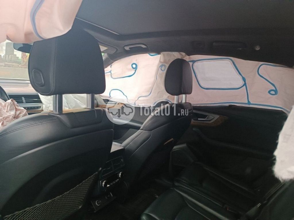 Фото Audi Q7 56