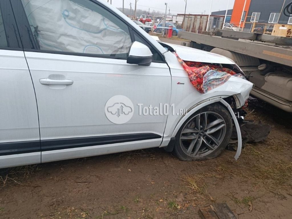 Фото Audi Q7 124