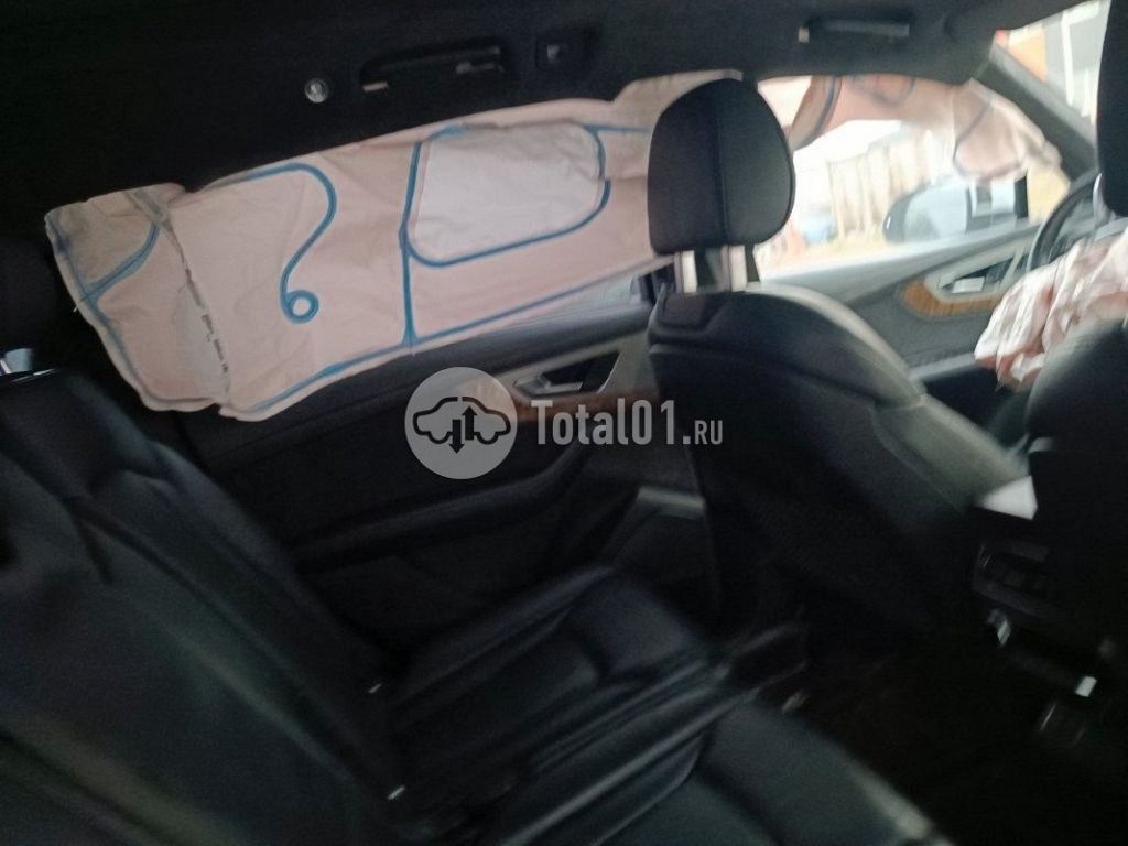 Фото Audi Q7 142