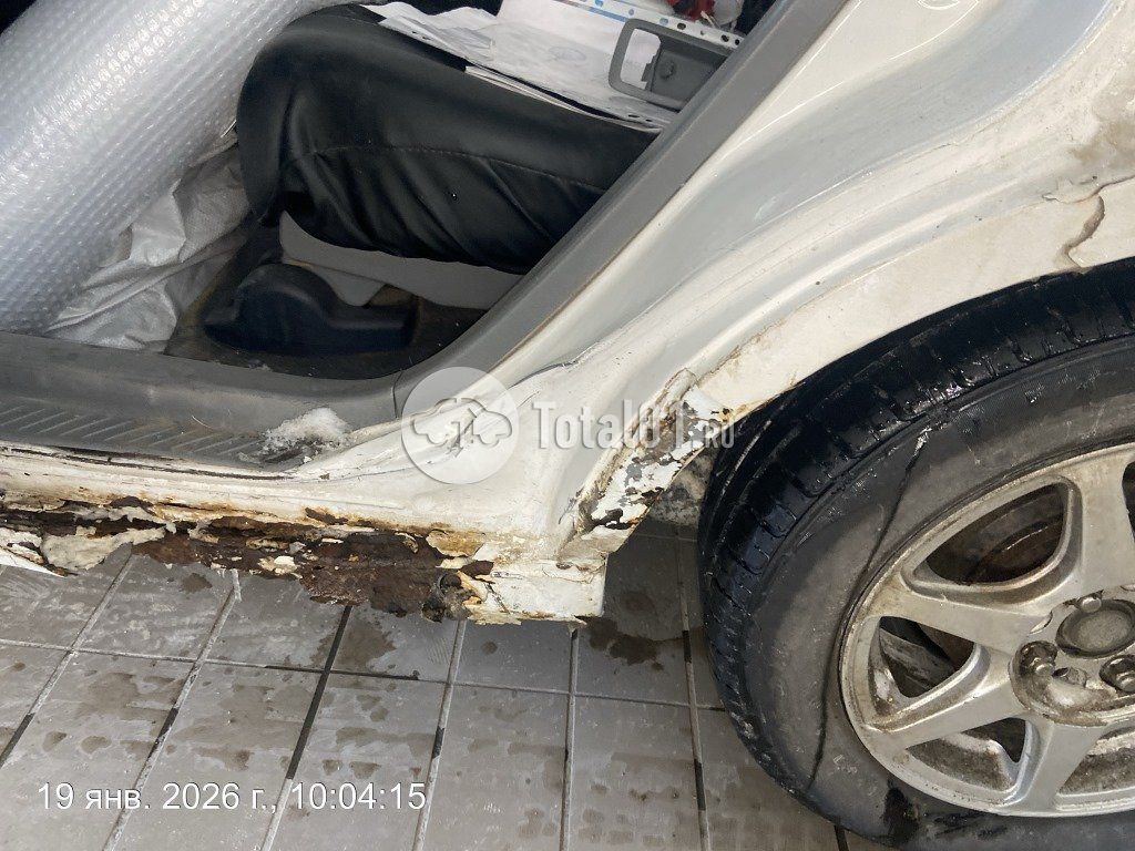 Фото Mazda Demio 26