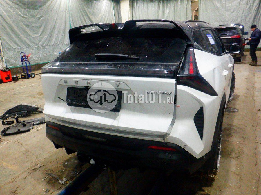 Фото Geely Cityray 12