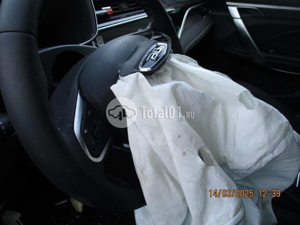 Фото Belgee X70 136