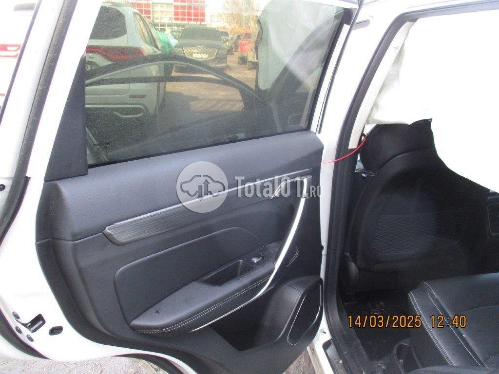 Фото Belgee X70 174