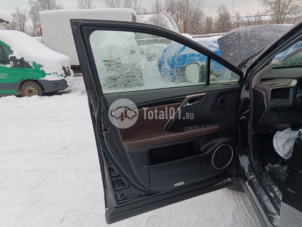 Фото Lexus RX 108