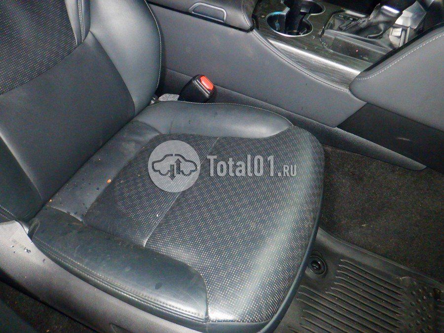 Фото Toyota Land Cruiser 26