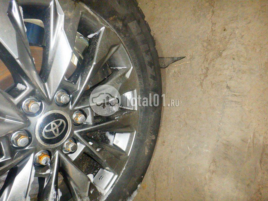 Фото Toyota Land Cruiser 96