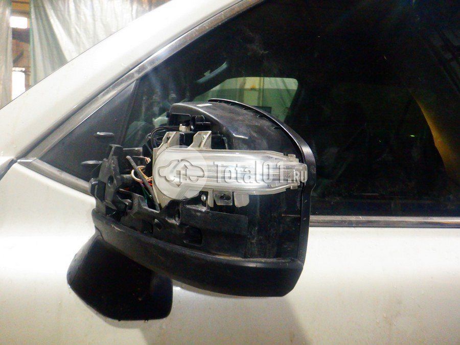 Фото Toyota Land Cruiser 190