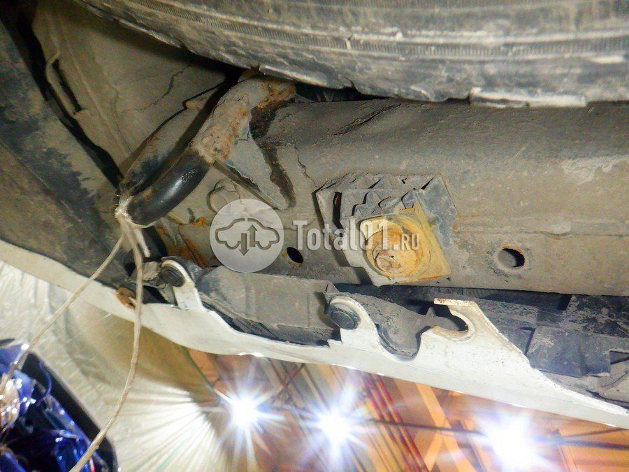 Фото Toyota Land Cruiser 400