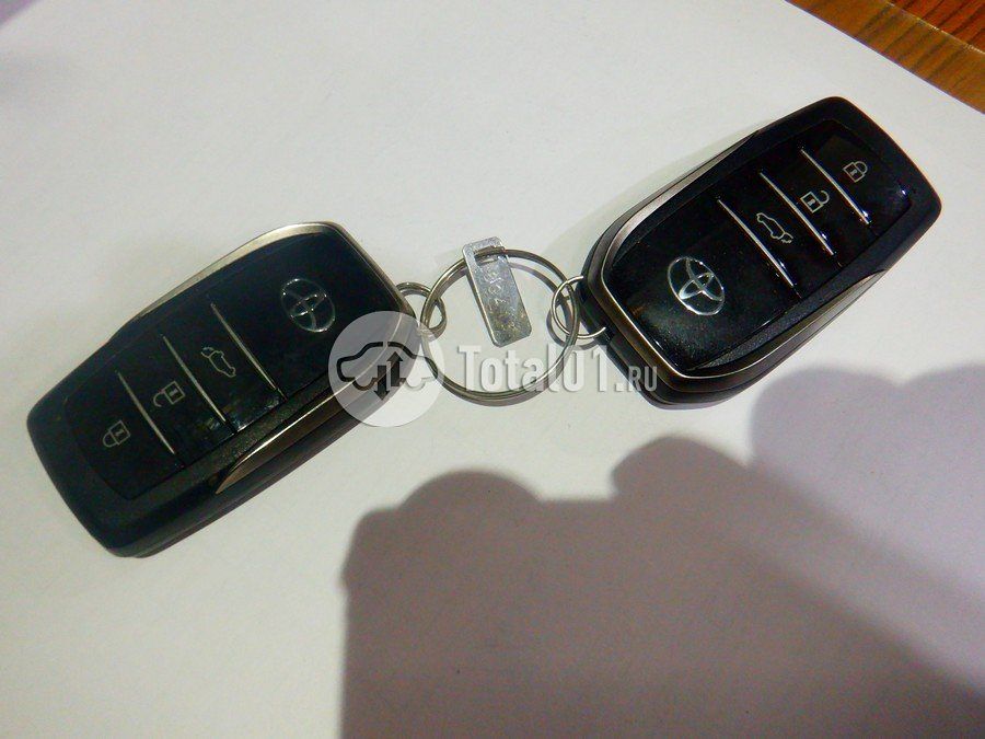 Фото Toyota Land Cruiser 496