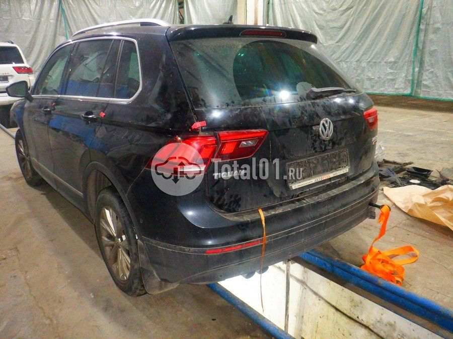 Фото Volkswagen Tiguan 16