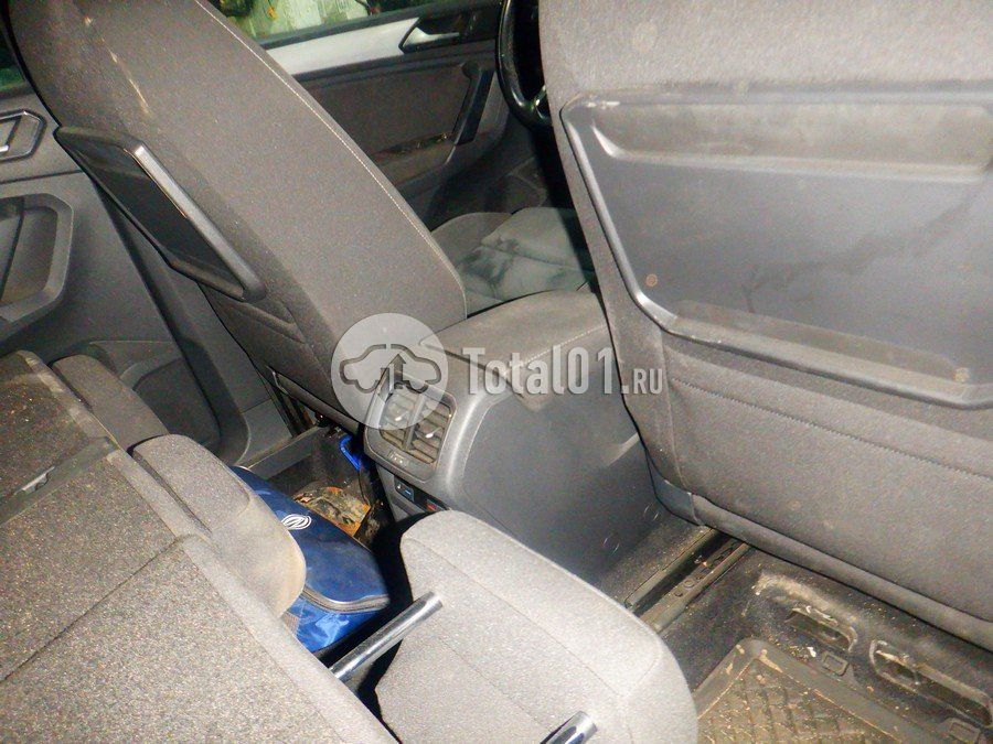 Фото Volkswagen Tiguan 50