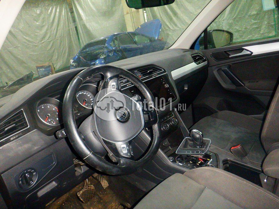 Фото Volkswagen Tiguan 70